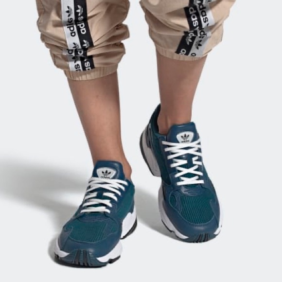 NWT Adidas Falcon rare shoes - Picture 2 of 8